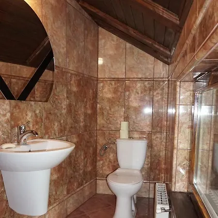 Sadyba Bed & Breakfast *